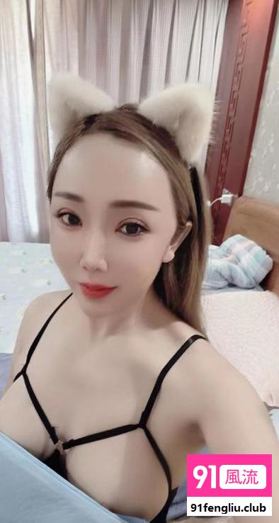 肤白美女敏感会喷水